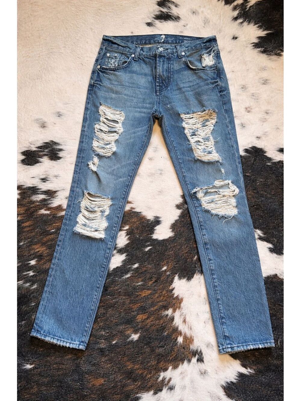42B 7 for all mankind relaxed skinny